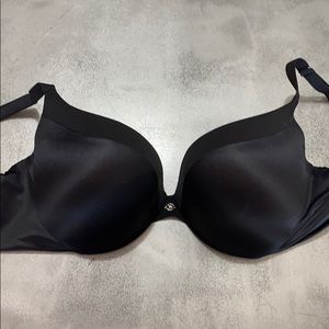 Victoria’s Secret Extreme Push-Up Bra